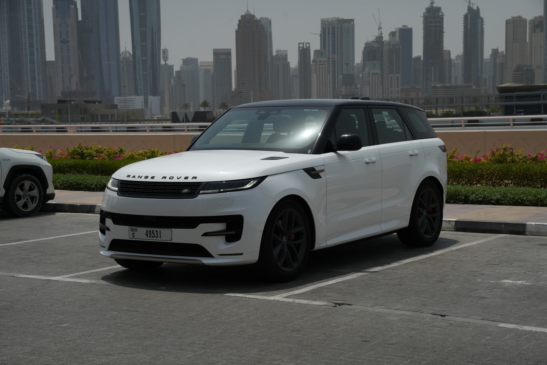تأجير Land Rover Range Rover Sport 2025 في دبي - صورة تفصيلية