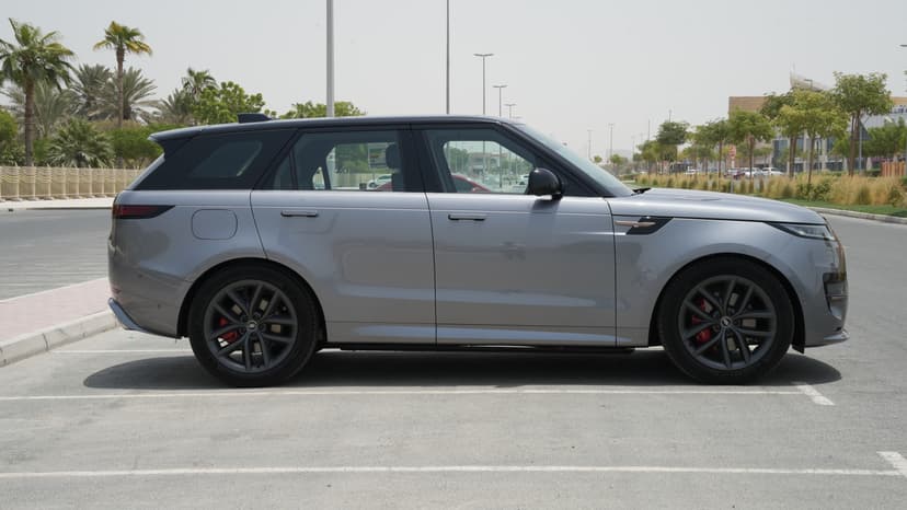 Land Rover Range Rover Sport SV 2025 Rental Dubai - View 4