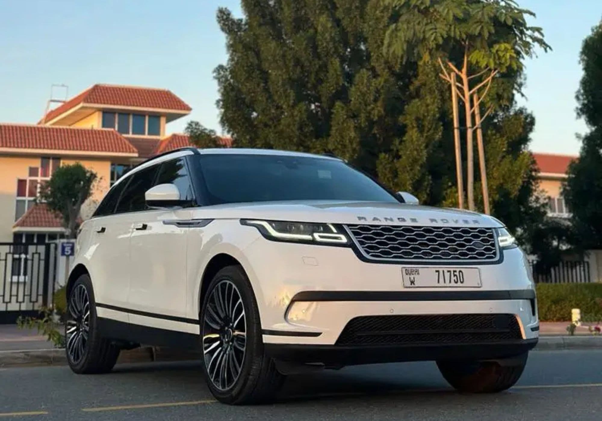 LAND ROVER Range Rover Velar 2019 Rental Dubai - Front View