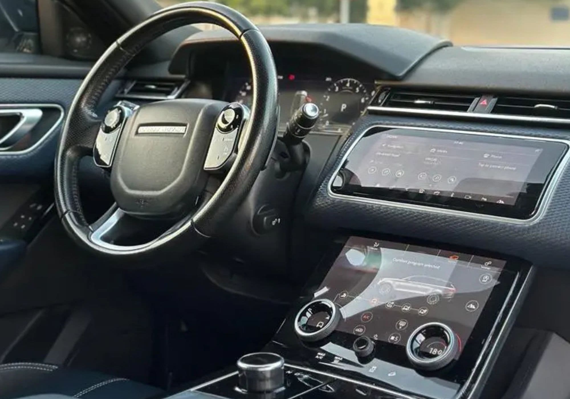 LAND ROVER Range Rover Velar 2019 Rental Dubai - Detail View