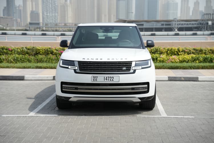 Land Rover Range Rover Vogue 2025 Rental Dubai - View 2