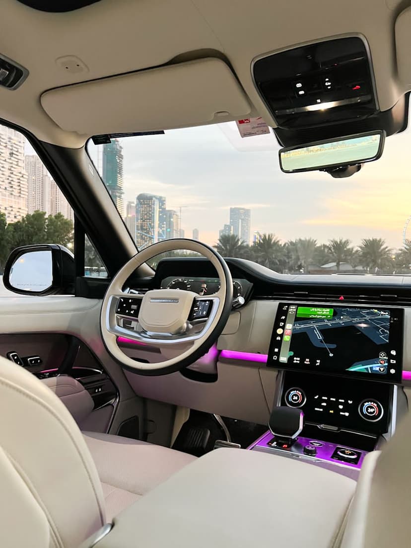 Land Rover Range Rover Vogue First Edition 2022 Rental Dubai - View 5