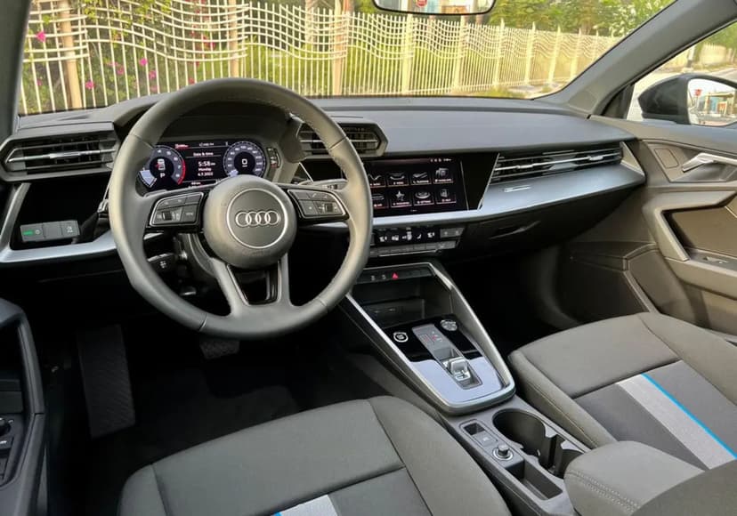 Alquiler AUDI A3 2023 Dubai - Vista 5