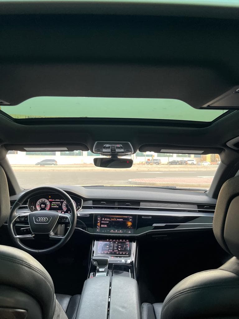 Alquiler Audi A8 2019 Dubai - Vista 4