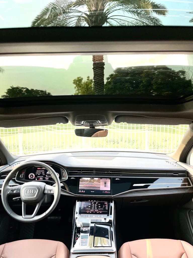Audi Q7 2021 huren Dubai - Weergave 4
