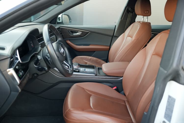 Alquiler Audi Q8 2021 Dubai - Vista 4