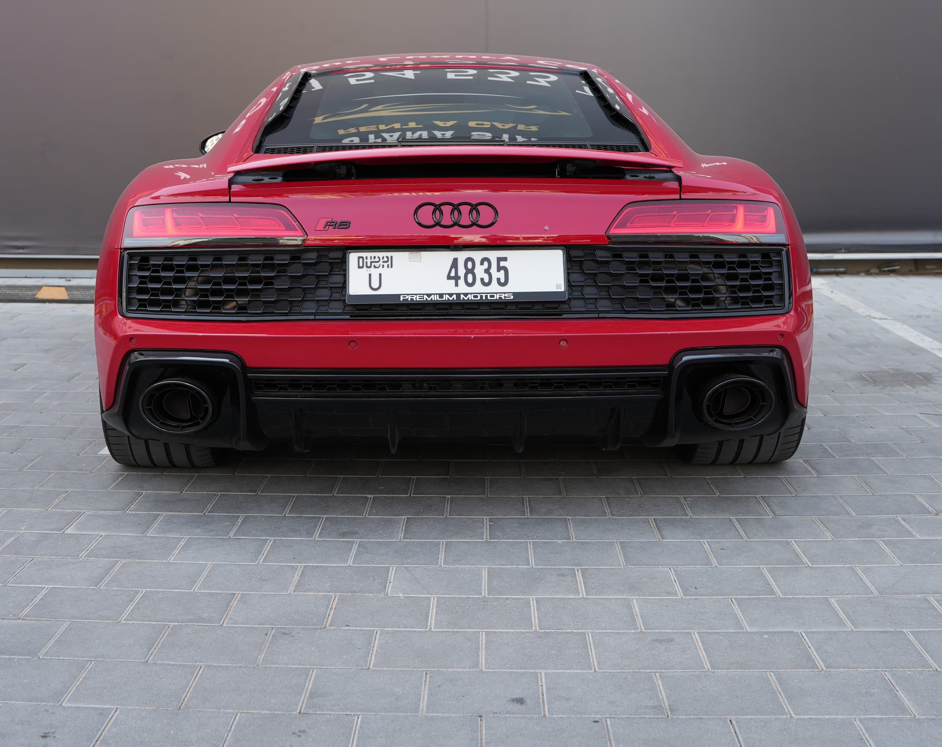 Audi R8 V10 2023 huren Dubai - Weergave 3