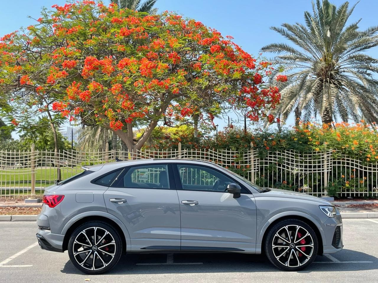 Audi RS Q3 2021 mieten in Dubai - Ansicht 4