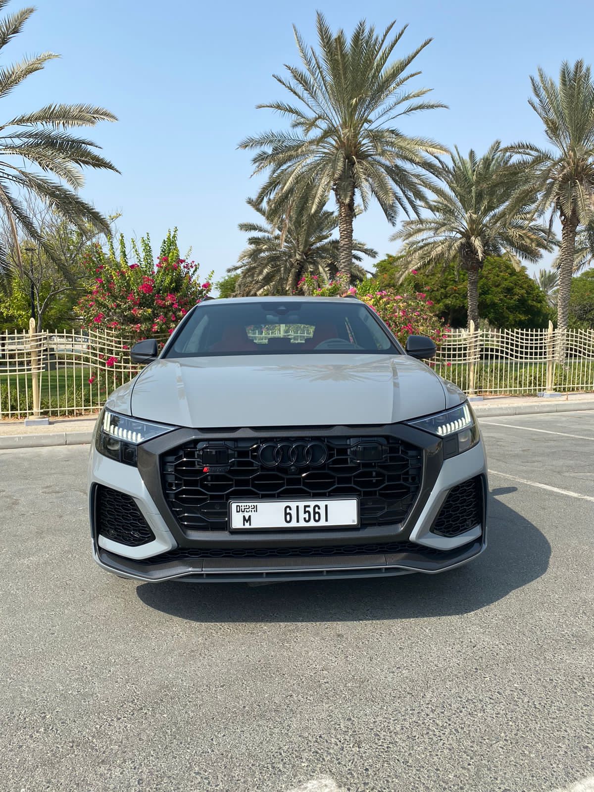 Audi RS Q8 2021 huren Dubai - Weergave 2