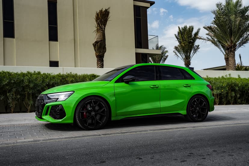 Audi RS3 2024 huren Dubai - Weergave 10