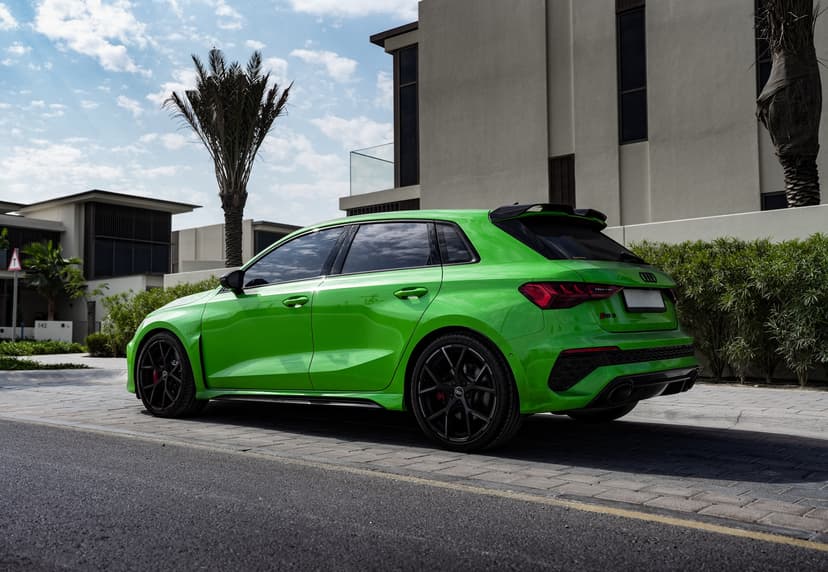 Audi RS3 2024 huren Dubai - Weergave 9