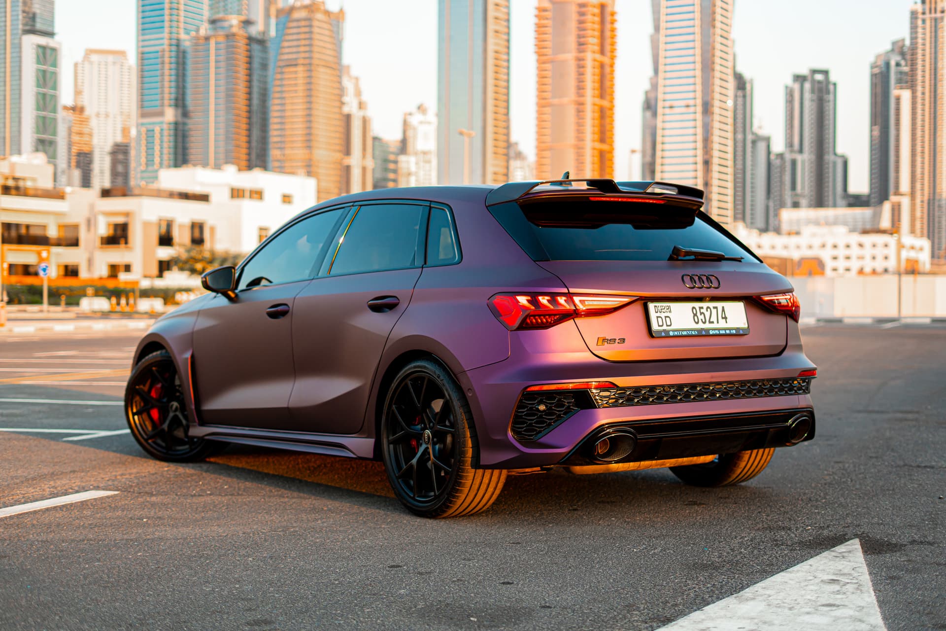 Audi RS3 Sportback 2023 huren Dubai - Weergave 3