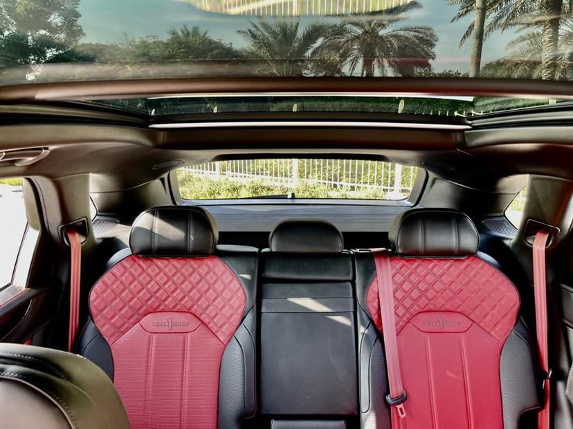 Alquiler Bentley Bentayga 2021 Dubai - Vista 9