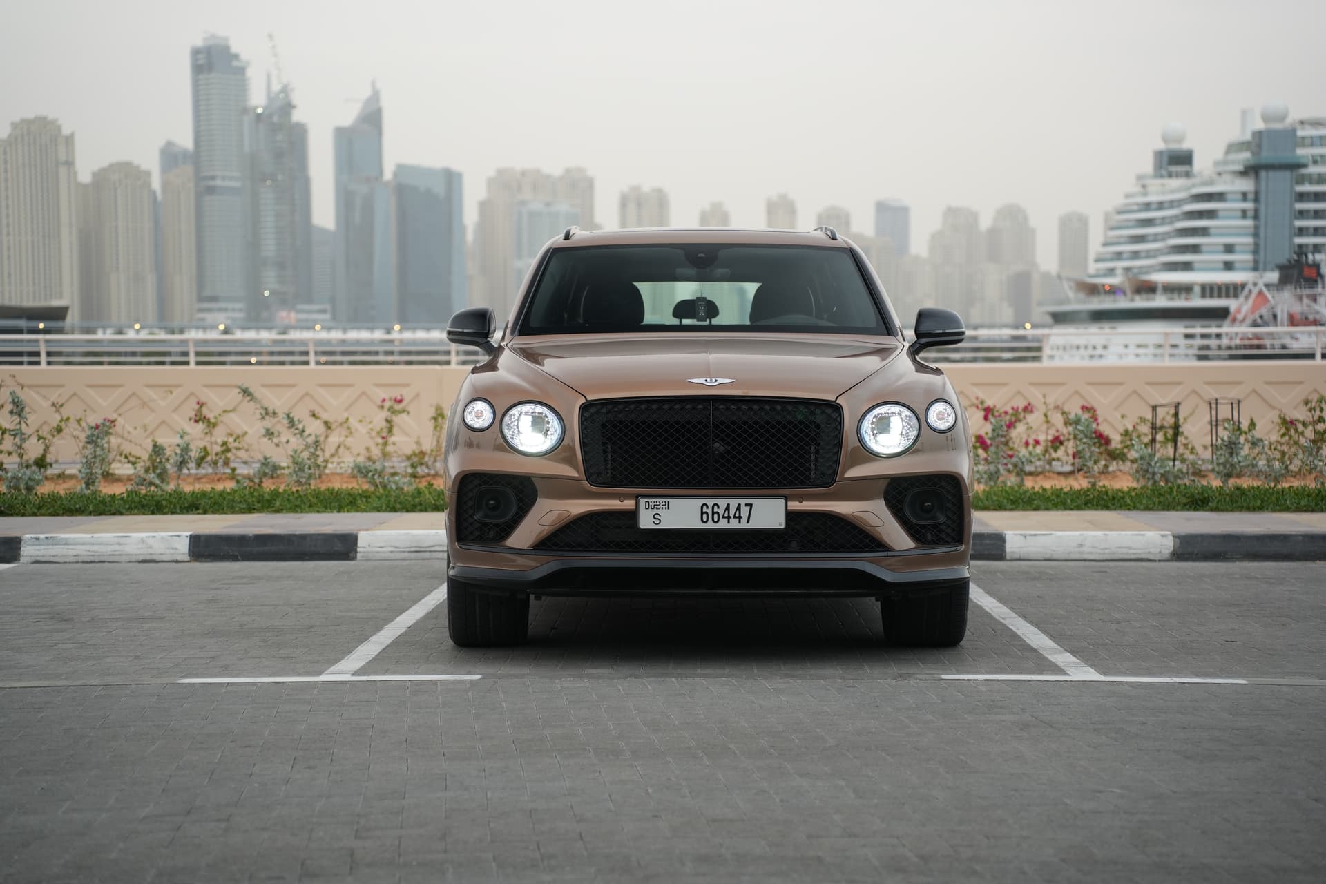 Bentley Bentayga 2022 huren Dubai - Weergave 2
