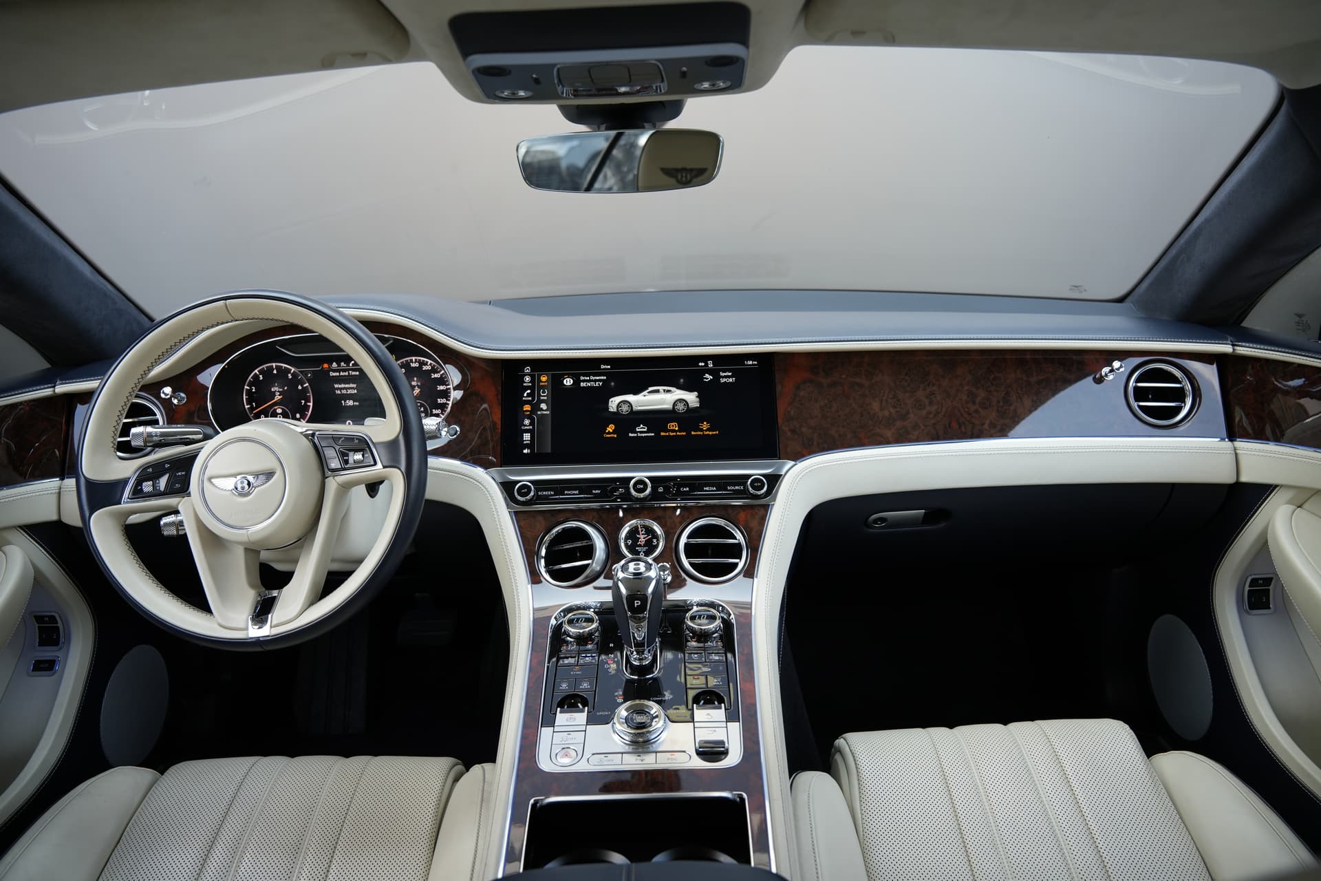 Bentley Continental GT 2020 huren Dubai - Weergave 4