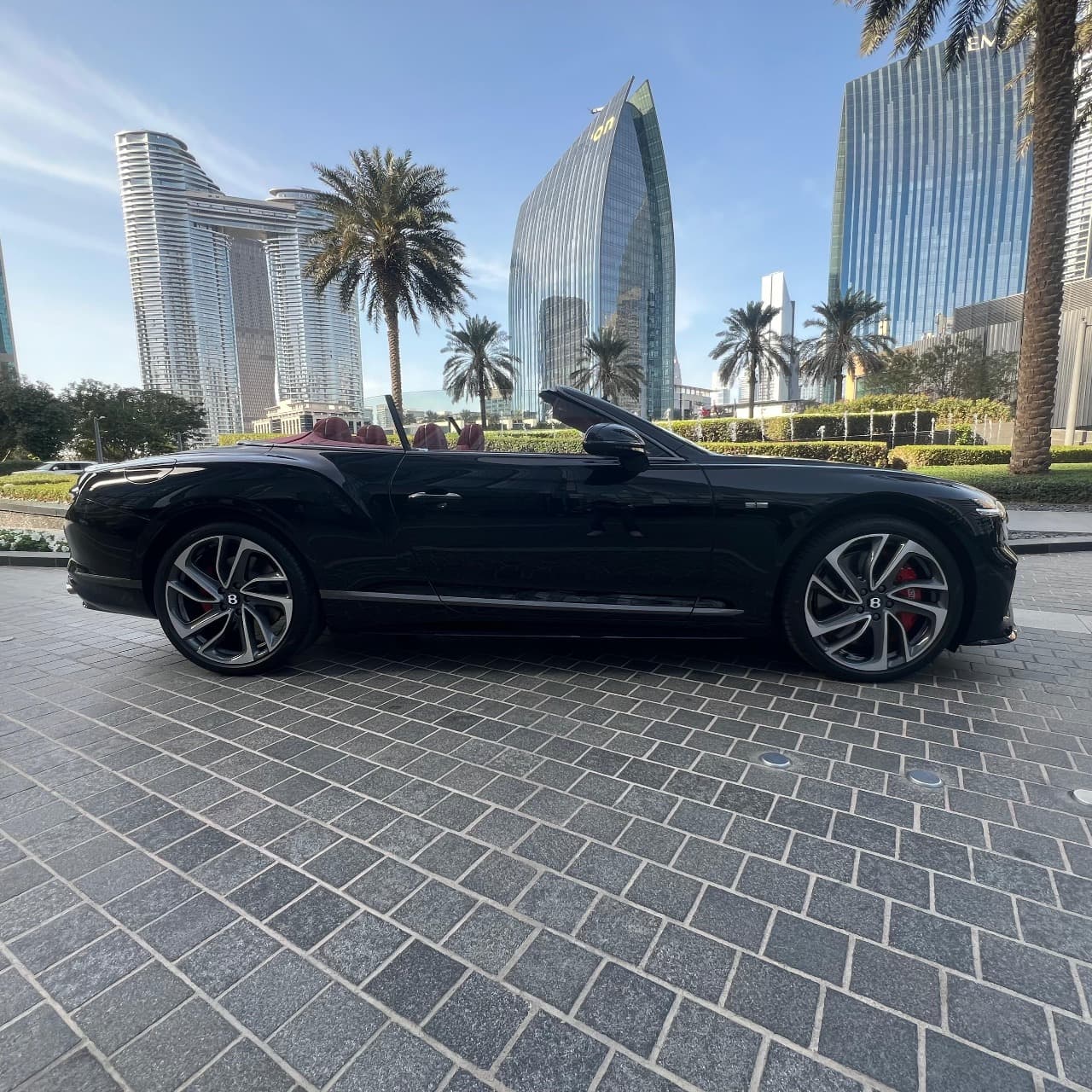 Bentley Continental GTC Speed First Edition 2025 huren Dubai - Weergave 4