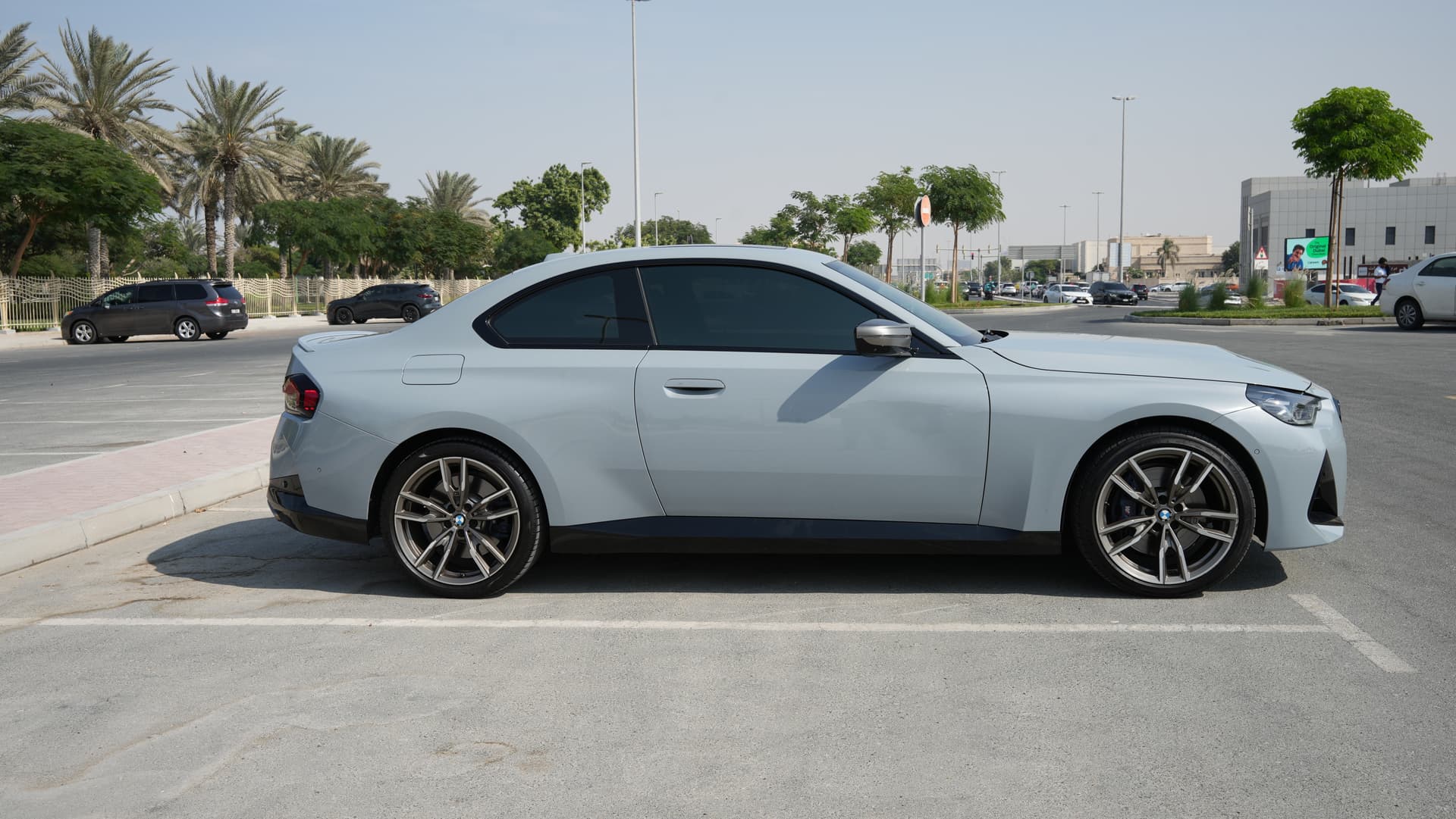 BMW 2 Series M240i 2023 mieten in Dubai - Ansicht 3