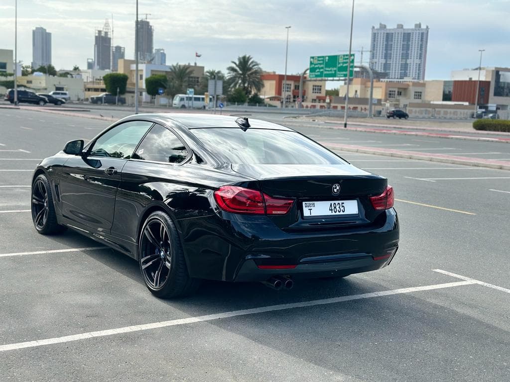 BMW 4 Series 430i 2019 huren Dubai - Weergave 3