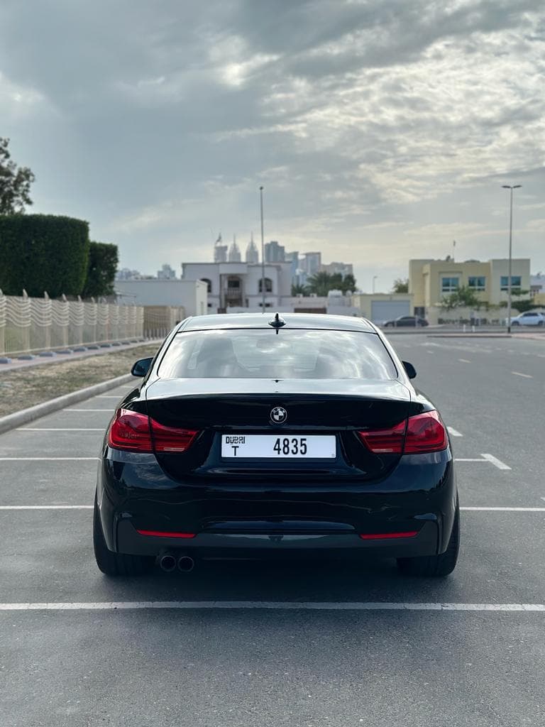 BMW 4 Series 430i 2019 huren Dubai - Weergave 4