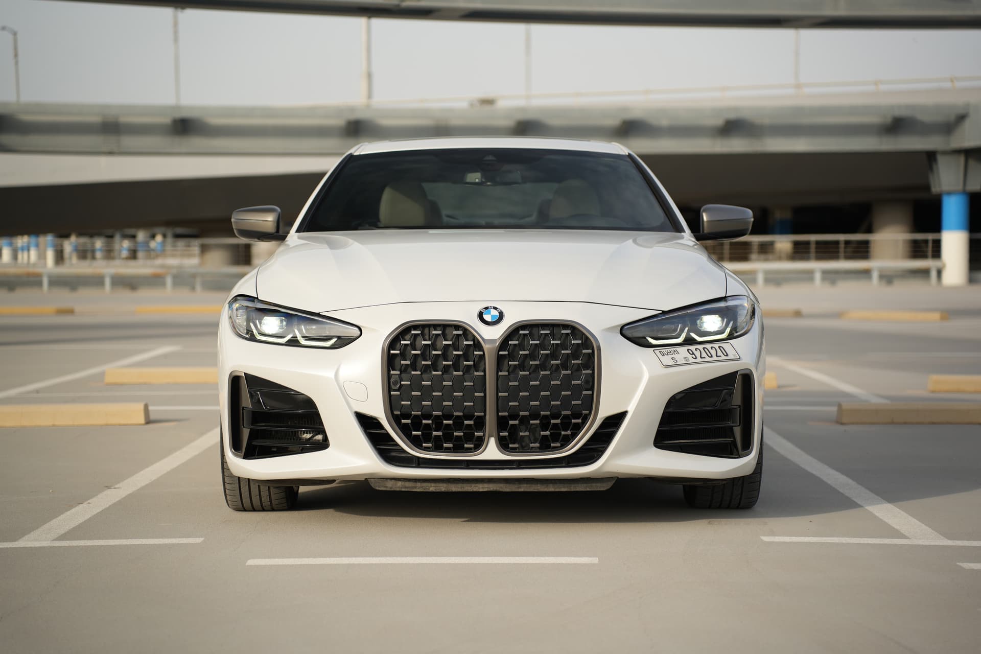 BMW 4 Series M440i 2021 huren Dubai - Weergave 2