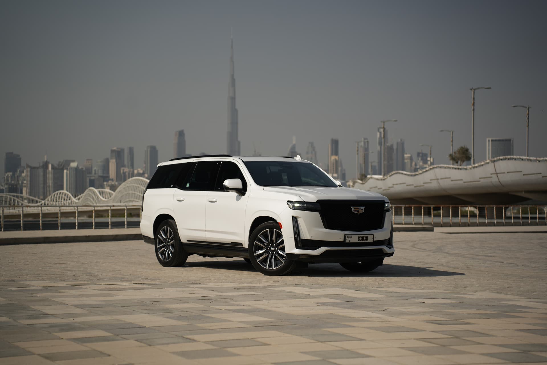 Cadillac Escalade 2023 huren Dubai - Vooraanzicht