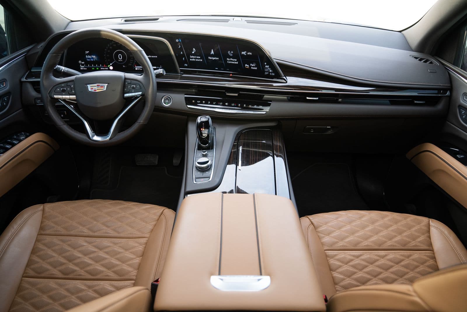 Cadillac Escalade 2024 huren Dubai - Weergave 4