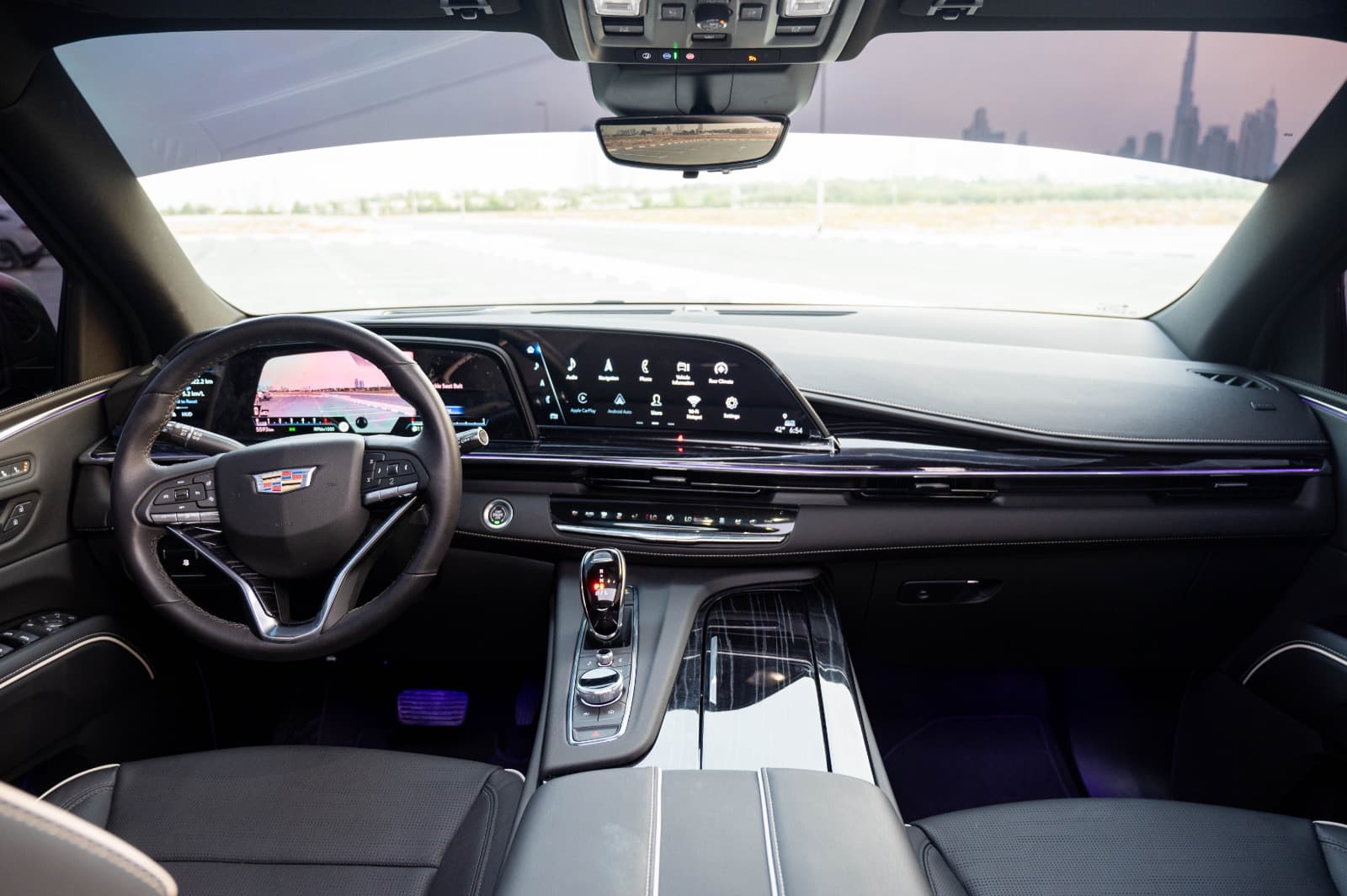 Cadillac Escalade ESV Sport Platinum 2024 huren Dubai - Weergave 3