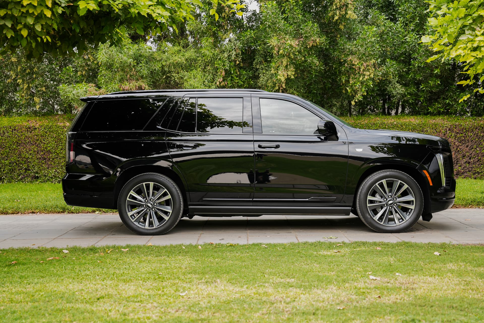 Cadillac Escalade Sport 2025 huren Dubai - Weergave 3