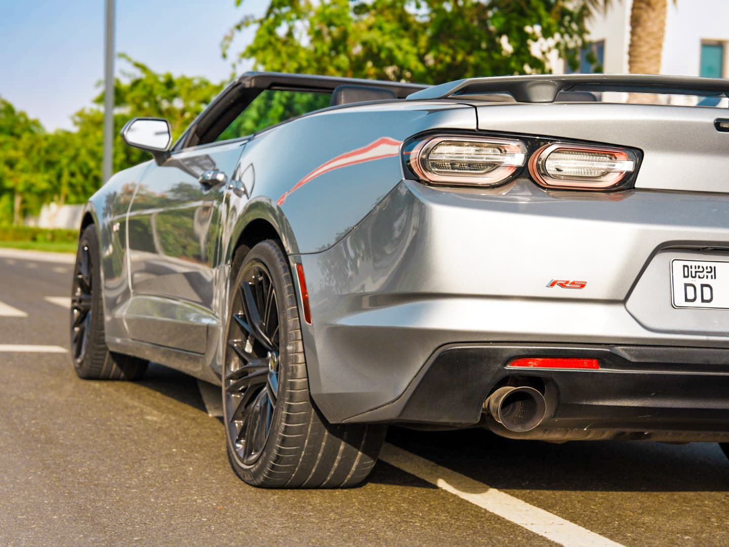 Chevrolet Camaro RS 2024 huren Dubai - Weergave 4