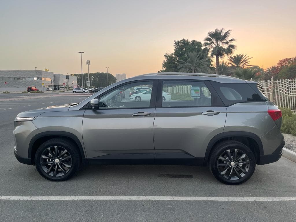 Chevrolet Captiva 2022 huren Dubai - Weergave 3