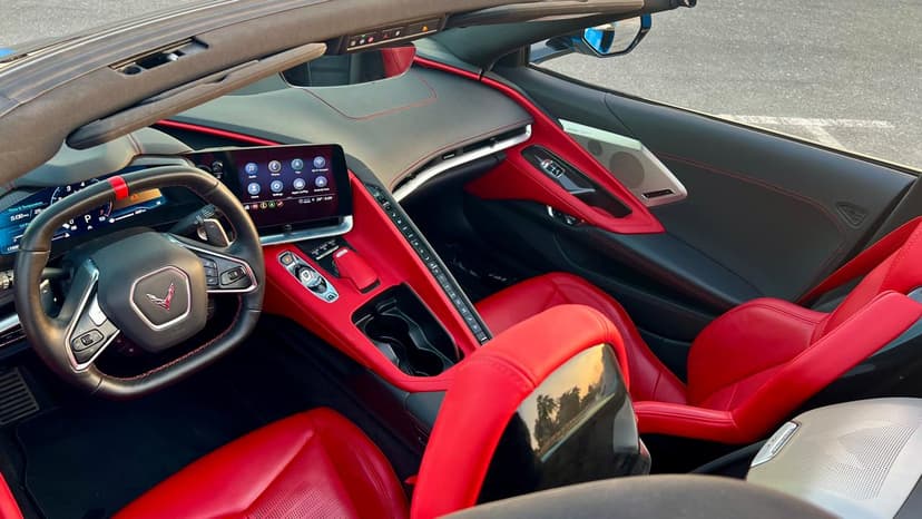 Chevrolet Corvette C8 2024 huren Dubai - Weergave 4