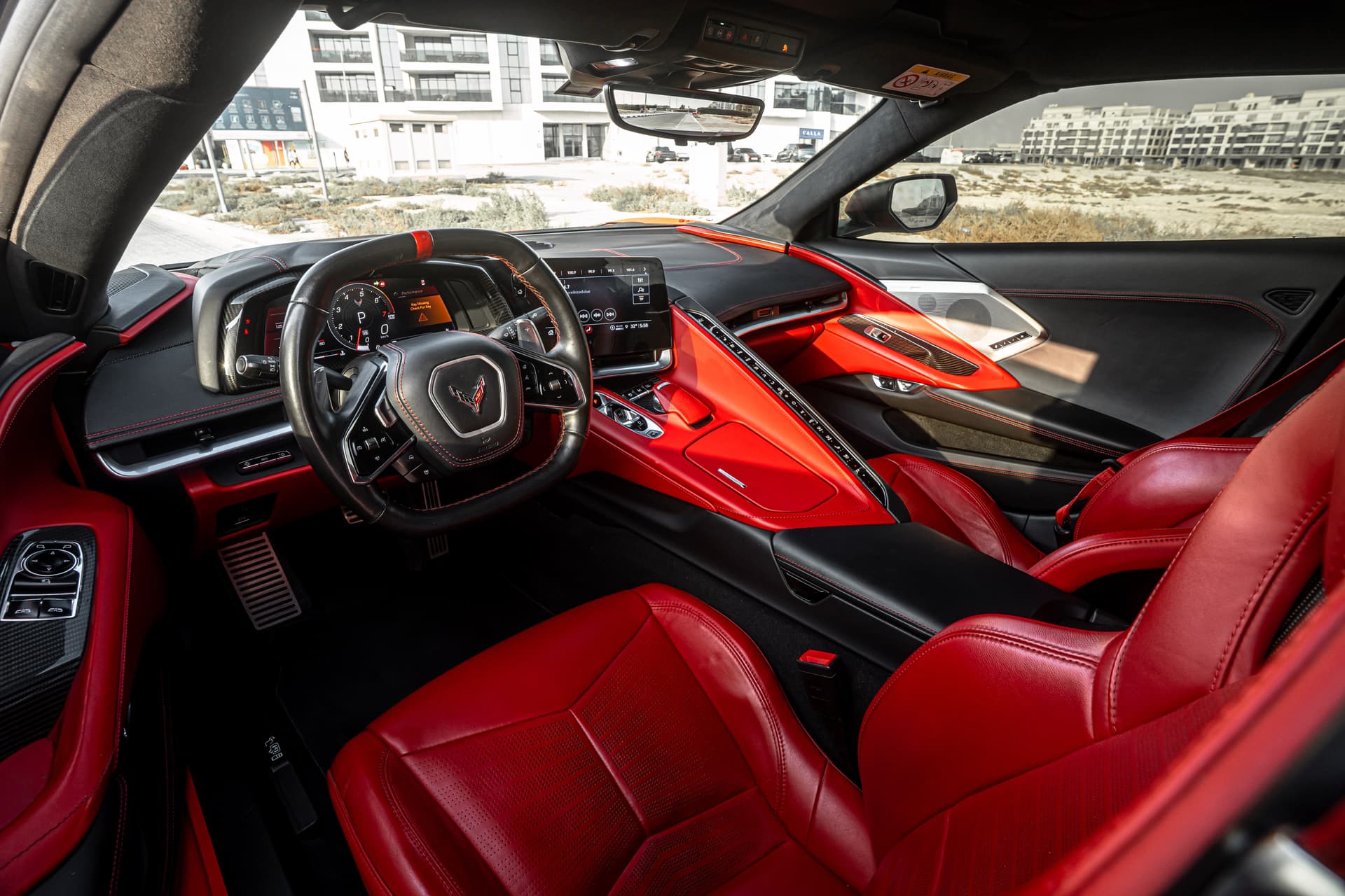Chevrolet Corvette Stingray 2022 huren Dubai - Weergave 2