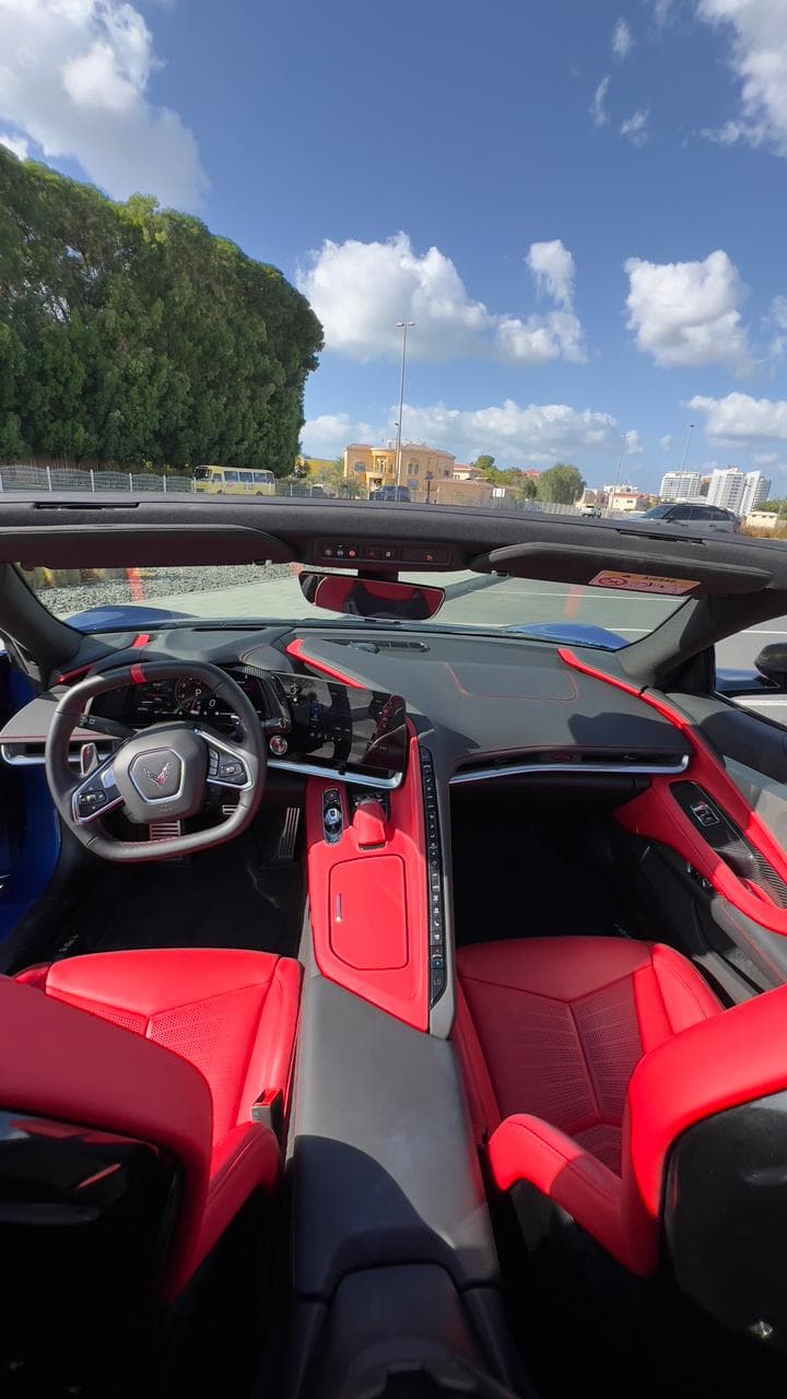 Alquiler Chevrolet Corvette Stingray 2023 Dubai - Vista 8