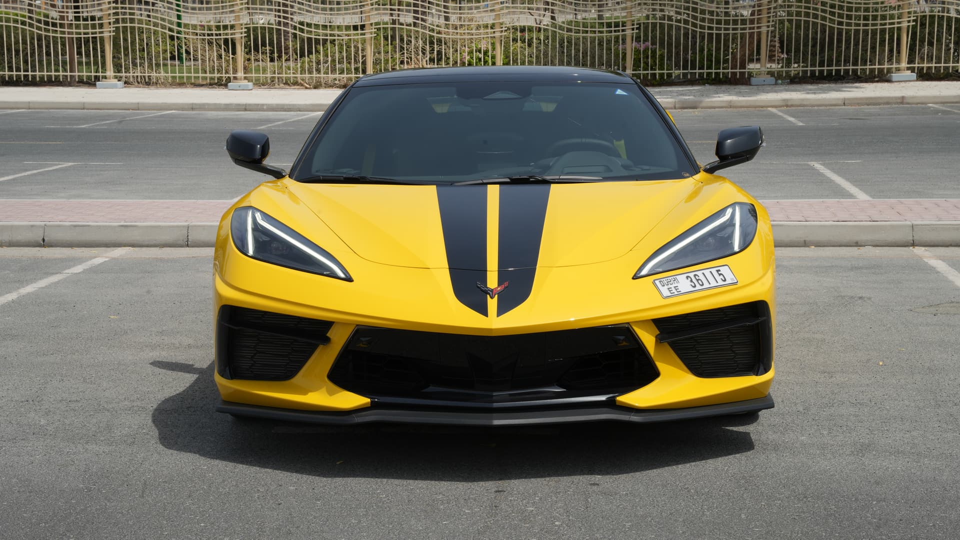 Chevrolet Corvette Stingray 2025 mieten in Dubai - Ansicht 2