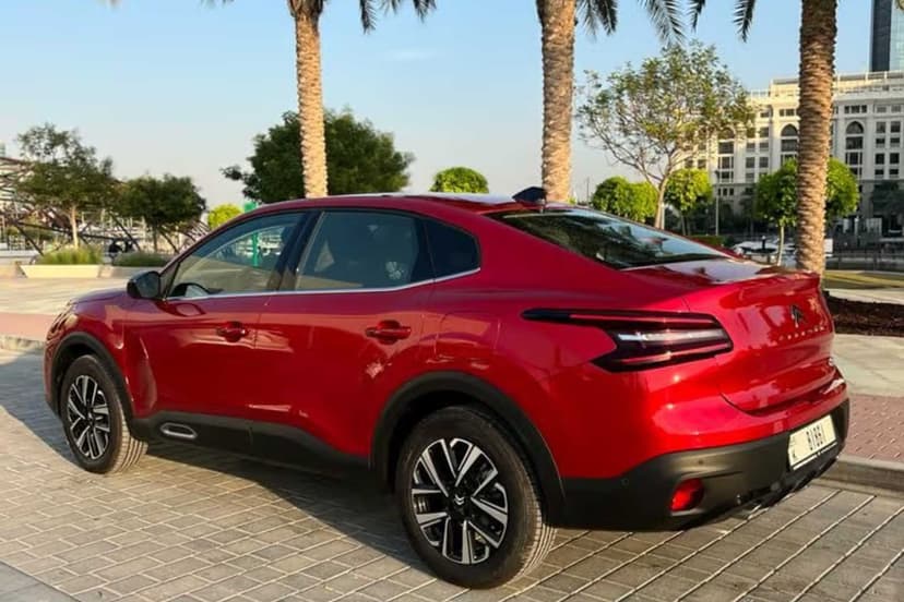 Citroen C4 X 2023 huren Dubai - Weergave 4