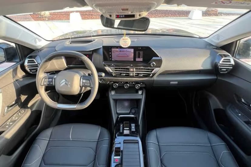 Citroen C4 X 2023 huren Dubai - Weergave 6