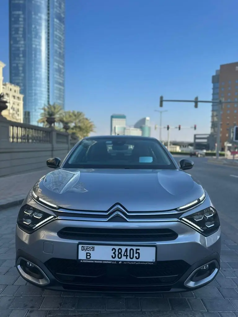 Citroen C4 X 2024 mieten in Dubai - Ansicht 2