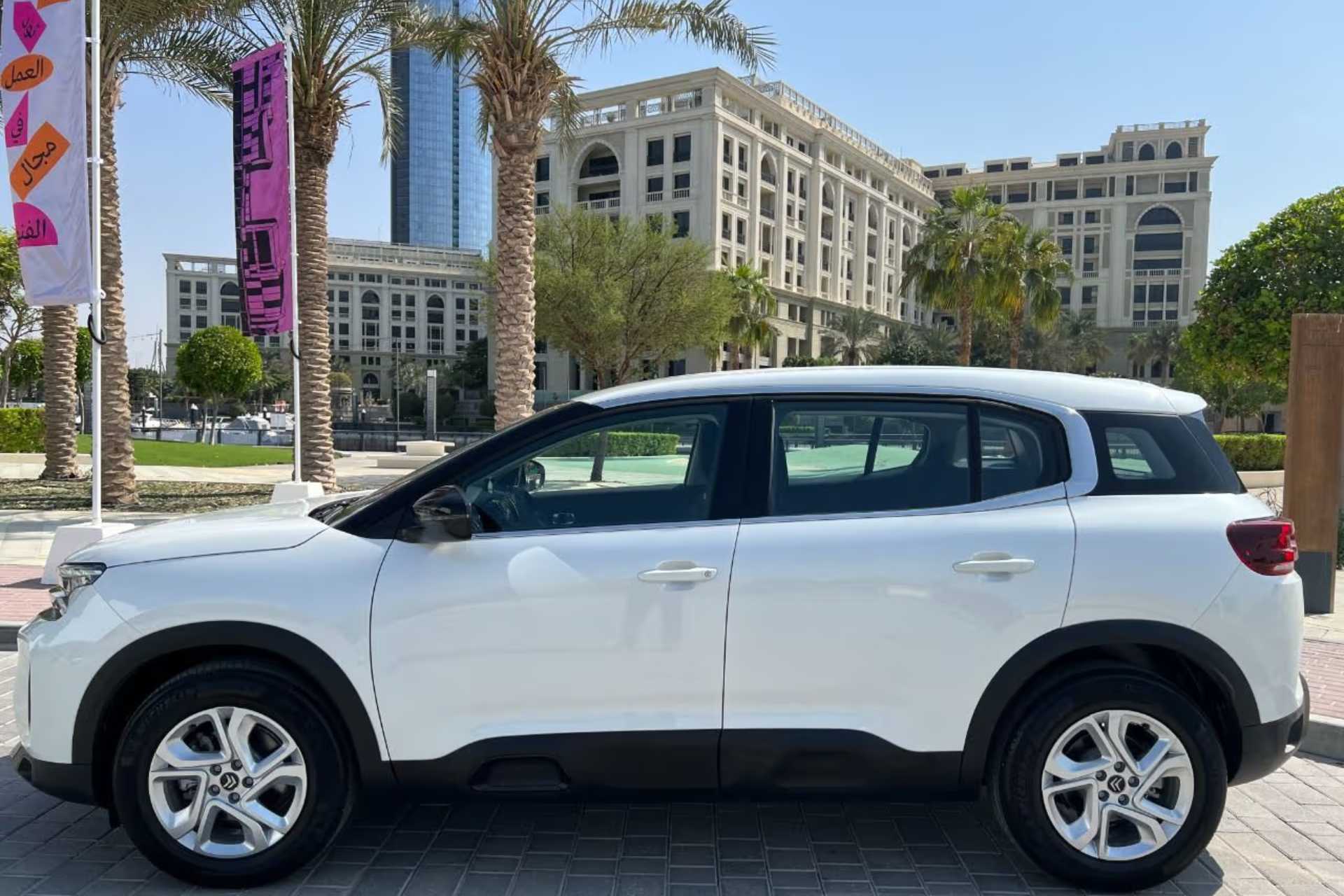 Citroen C5 2022 mieten in Dubai - Ansicht 3
