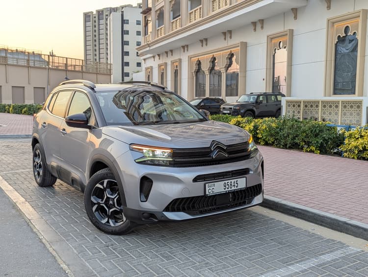 Location Citroen C5 Aircross 2025 Dubai - Vue 2