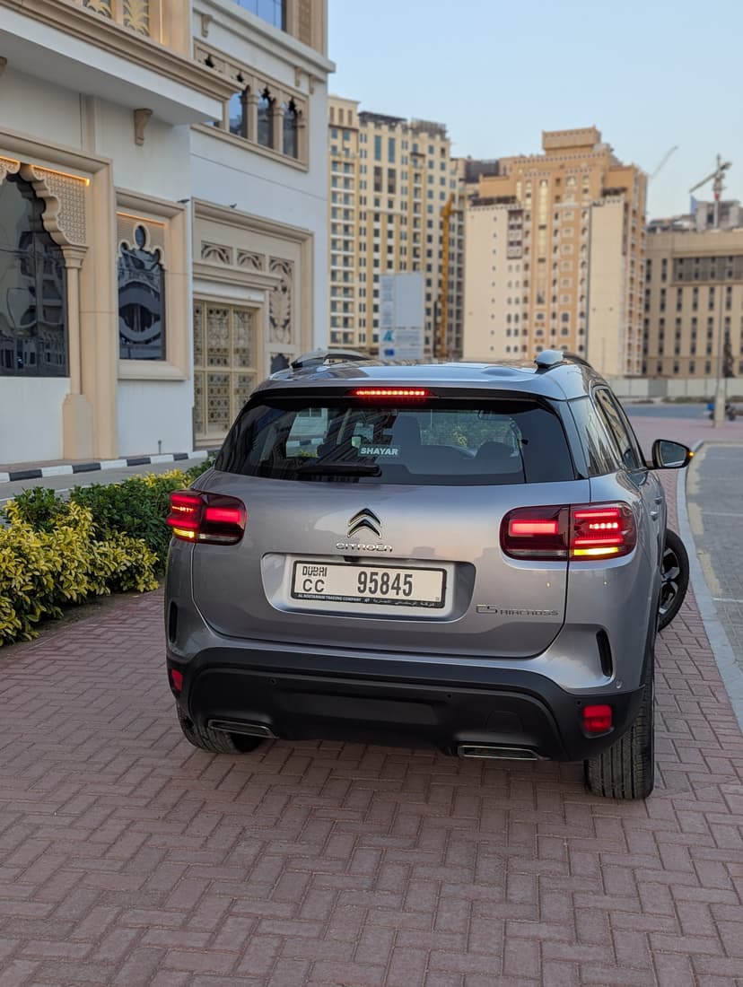 Location Citroen C5 Aircross 2025 Dubai - Vue 4