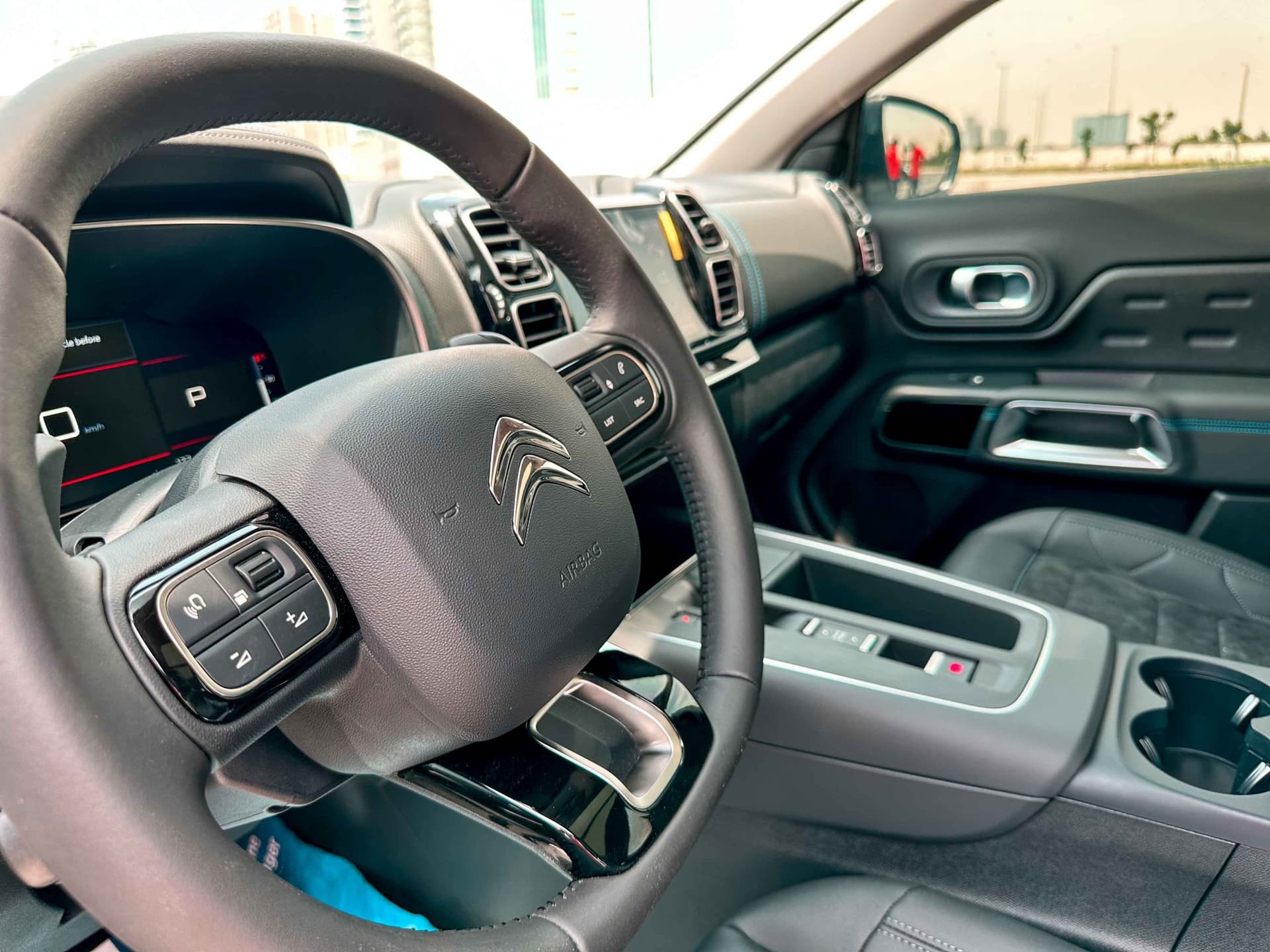 Citroen C5 Aircross 2026 mieten in Dubai - Ansicht 3
