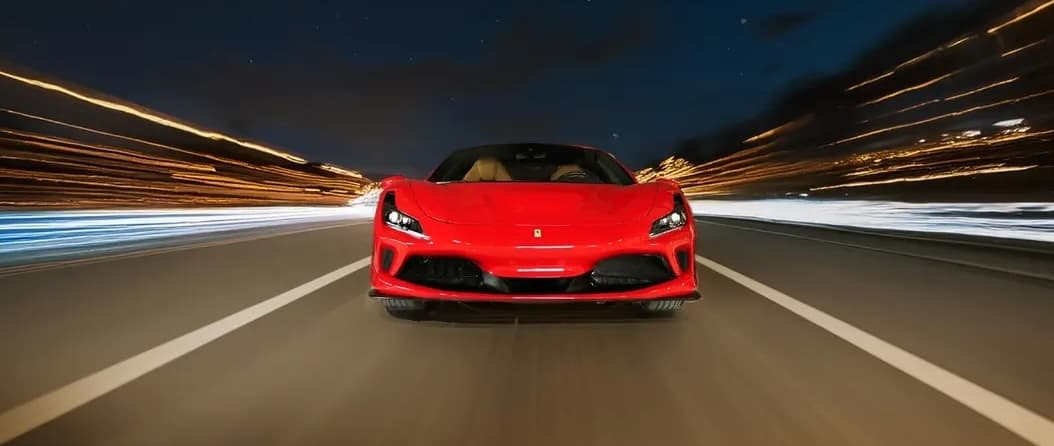 Ferrari F8 Tributo 2022 huren Dubai - Weergave 2