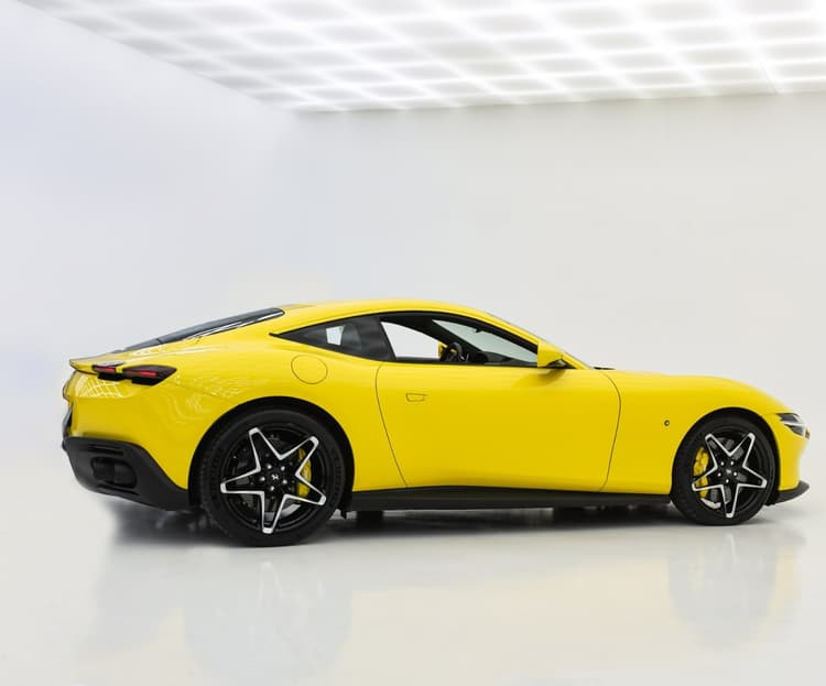 Ferrari Roma 2021 huren Dubai - Weergave 2