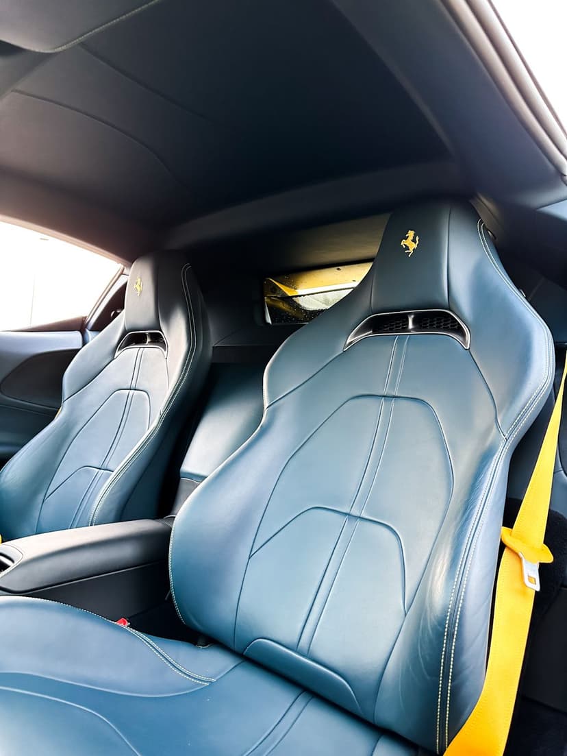 Location Ferrari SF90 Stradale 2021 Dubai - Vue 8