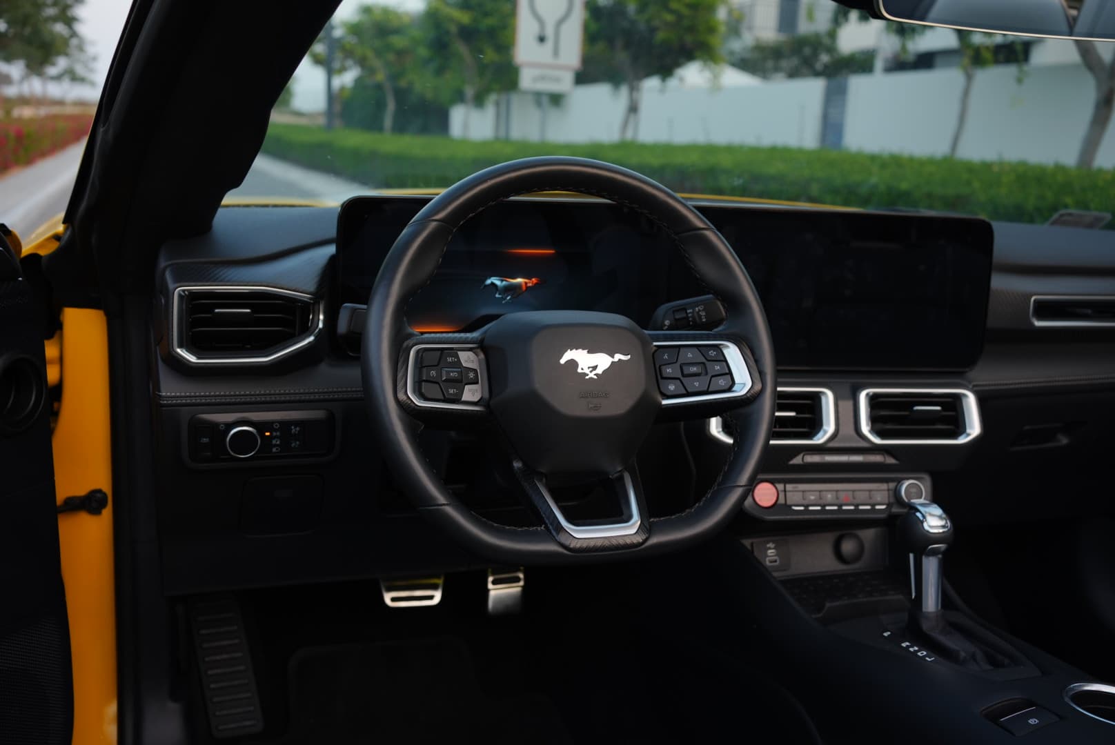 Ford Mustang EcoBoost 2024 huren Dubai - Weergave 3