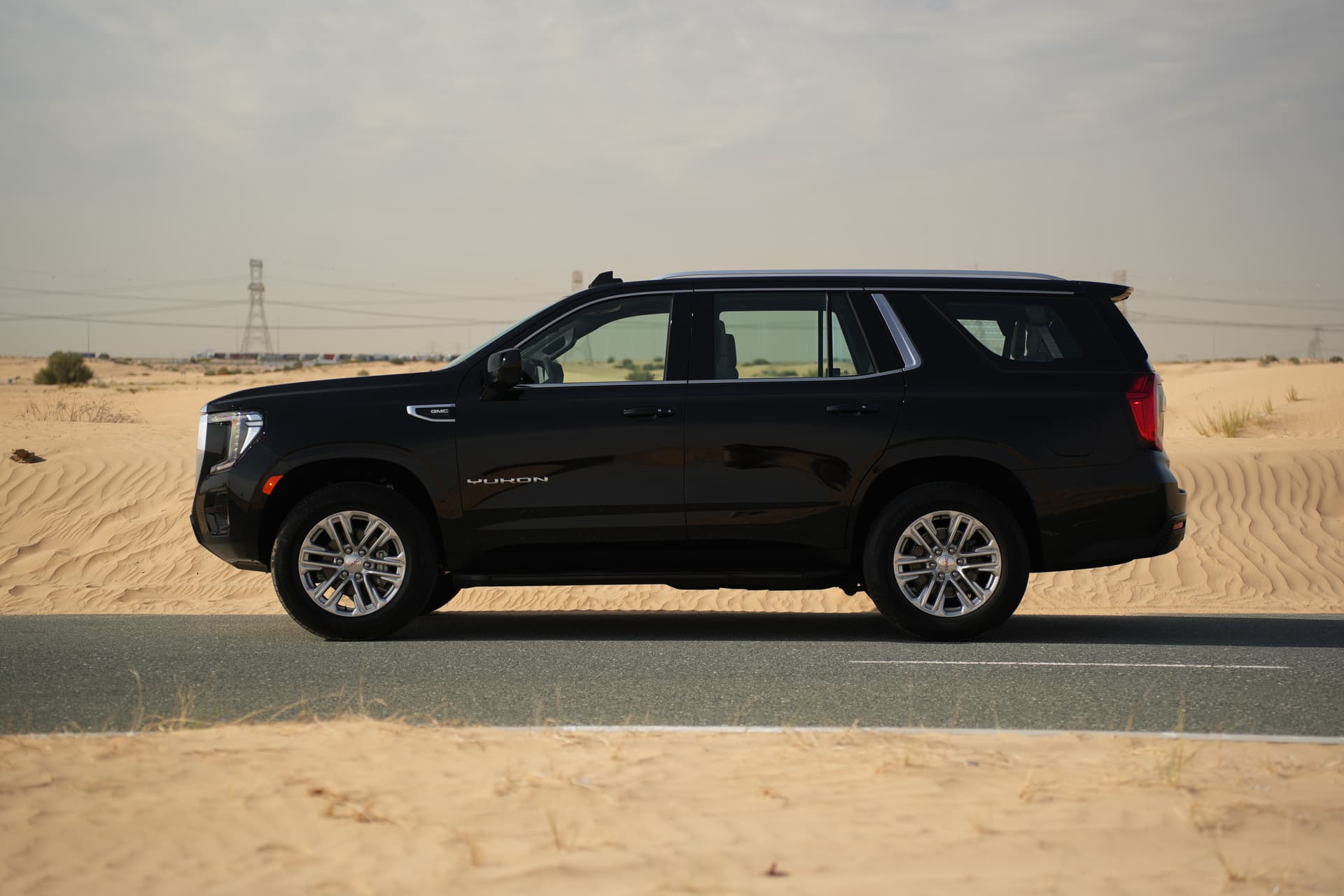 GMC Yukon 2024 huren Dubai - Weergave 3