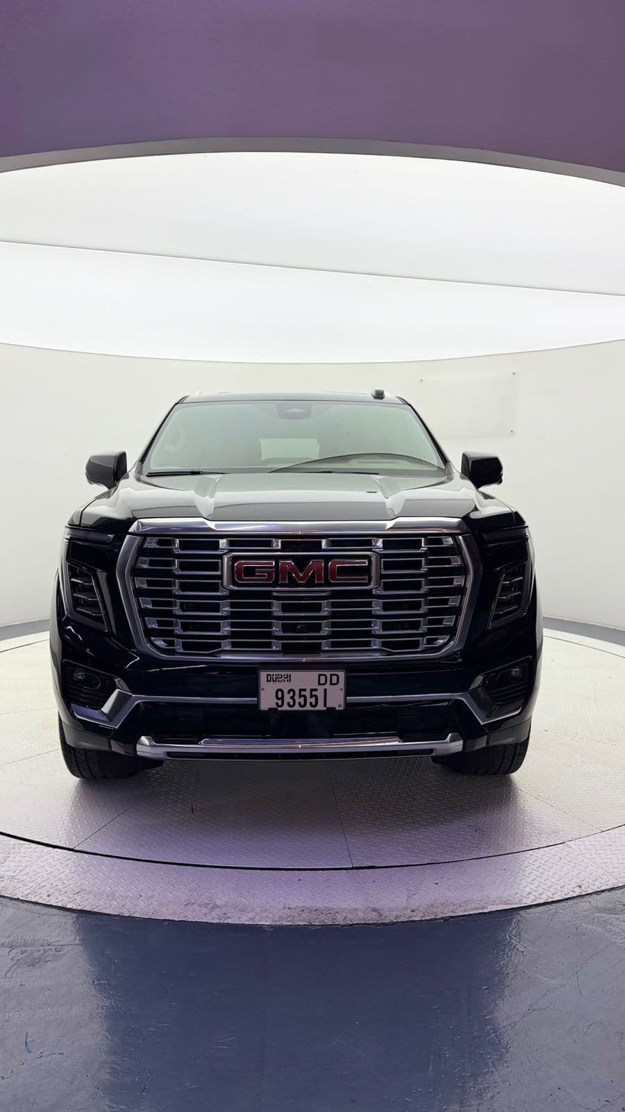 GMC Yukon Denali 2025 huren Dubai - Vooraanzicht