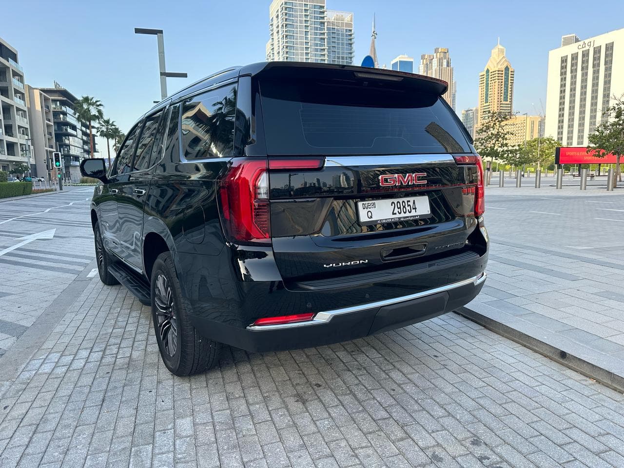 GMC Yukon Elevation 2025 mieten in Dubai - Ansicht 4