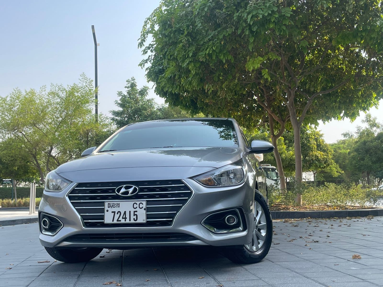 Hyundai Accent 2022 mieten in Dubai - Ansicht 3