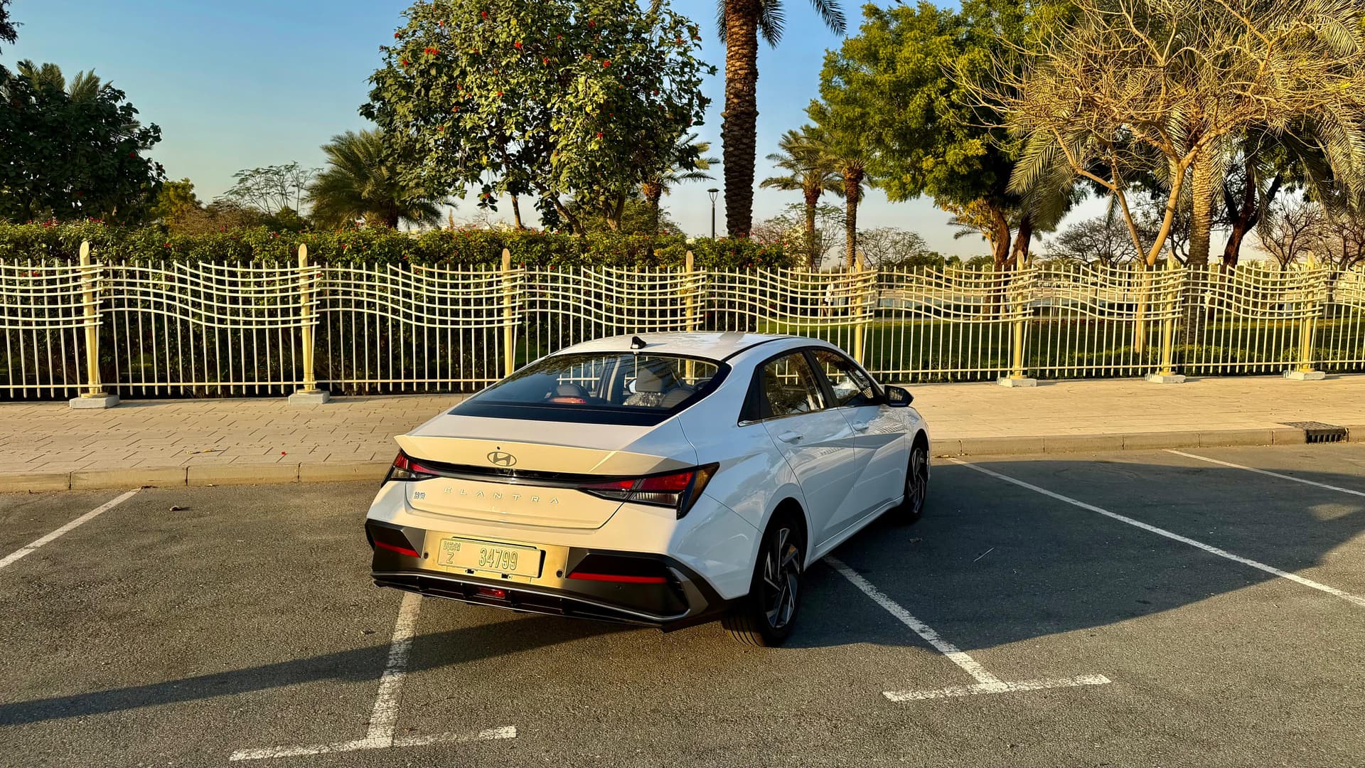 Hyundai Elantra 2026 huren Dubai - Weergave 4